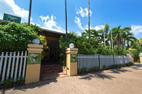 Palms City Resort - Holiday Find 26