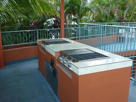 Cullen Bay Resorts - Holiday Find 17