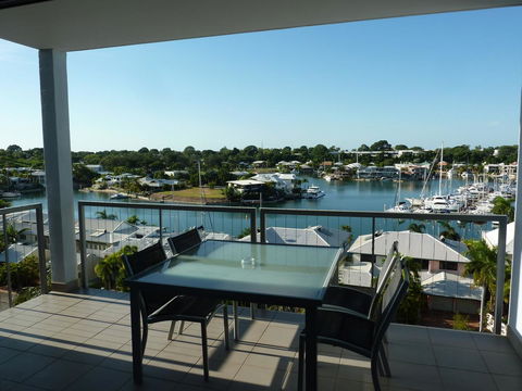 Cullen Bay Resorts - Holiday Find 20