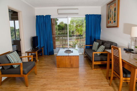 Cullen Bay Resorts - Holiday Find 4
