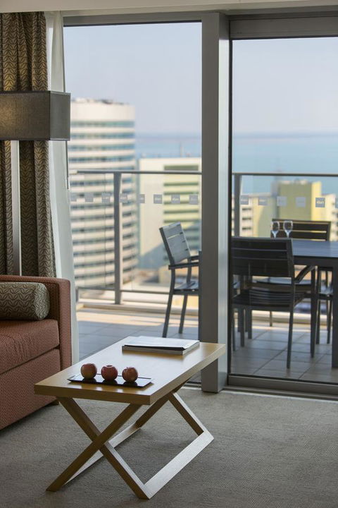 Oaks Darwin Elan Hotel - Holiday Find 14