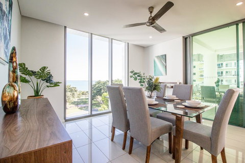 ZEN BY THE WATER - Esplanade Darwin Retreat - Holiday Find 25