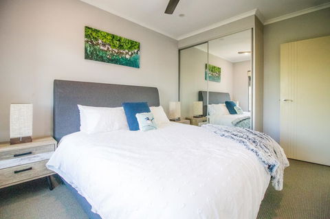 ZEN BY THE WATER - Esplanade Darwin Retreat - Holiday Find 14