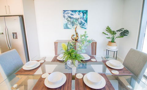 ZEN BY THE WATER - Esplanade Darwin Retreat - Holiday Find 24