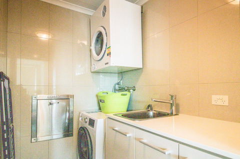 ZEN BY THE WATER - Esplanade Darwin Retreat - Holiday Find 30