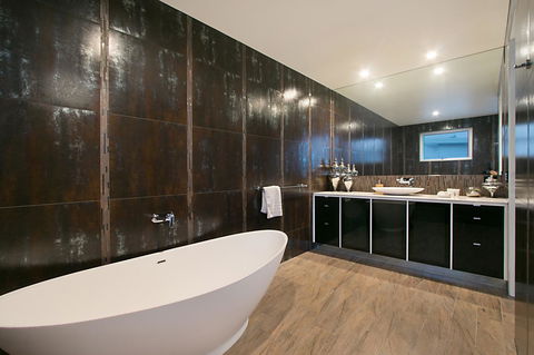 Salt Village Retreat - Holiday Find 11