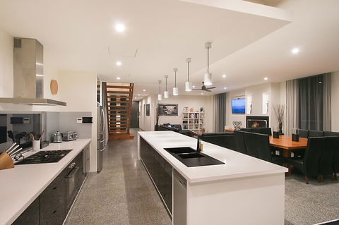 Salt Village Retreat - Holiday Find 3