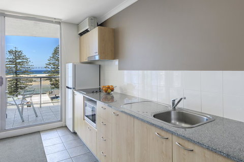 Nesuto The Entrance - Holiday Find 8