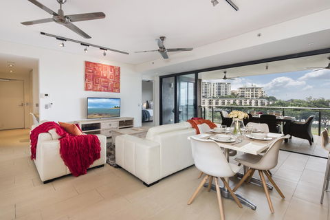 Darwin Waterfront Luxury Suites - Holiday Find 26