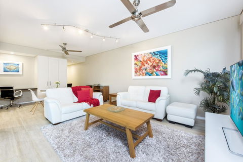 Darwin Waterfront Luxury Suites - Holiday Find 42