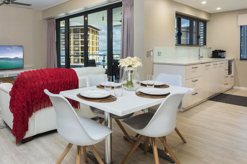 Darwin Waterfront Luxury Suites - Holiday Find 41