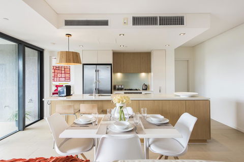 Darwin Waterfront Luxury Suites - Holiday Find 25