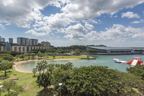 Darwin Waterfront Luxury Suites - Holiday Find 34