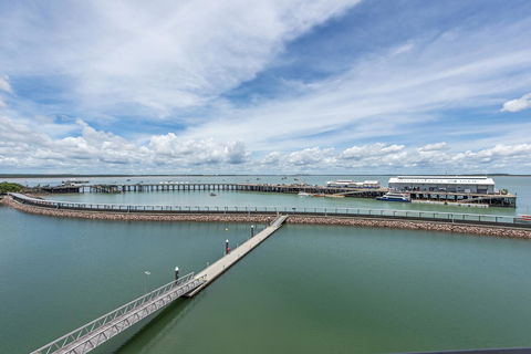 Darwin Waterfront Luxury Suites - Holiday Find 22
