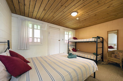 Glen Helen Lodge - Holiday Find 11