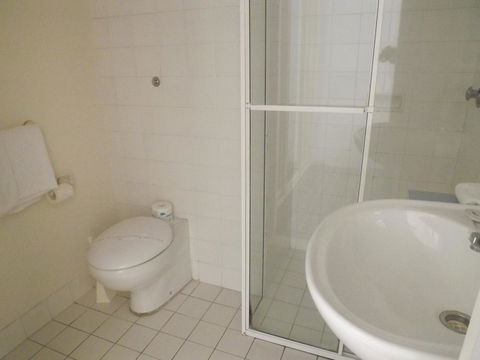 Golden Sands Motor Inn - Holiday Find 29