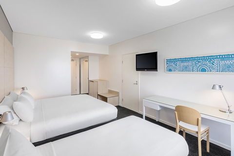 Vibe Hotel Darwin Waterfront - Holiday Find 14