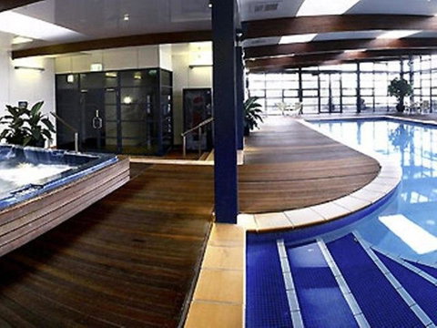 Novotel Canberra - Holiday Find 13