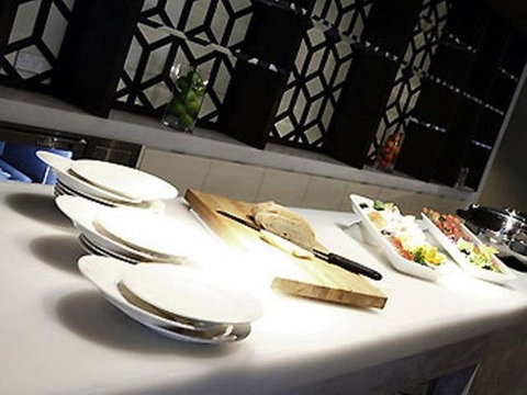 Novotel Canberra - Holiday Find 30