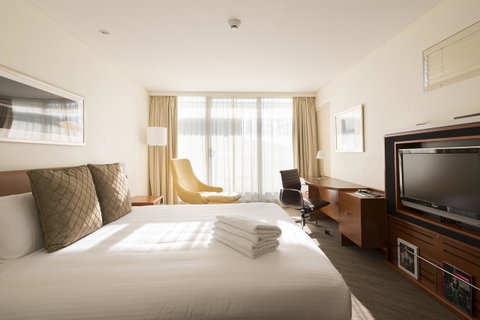 Novotel Canberra - Holiday Find 10