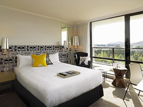 QT Canberra - Holiday Find 0