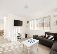 Bombora  Fingal Bay - Holiday Find