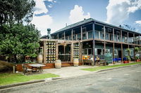 Book Old Bar Accommodation Vacations Holiday Find Holiday Find