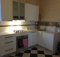 Bourke Apartments - Holiday Find