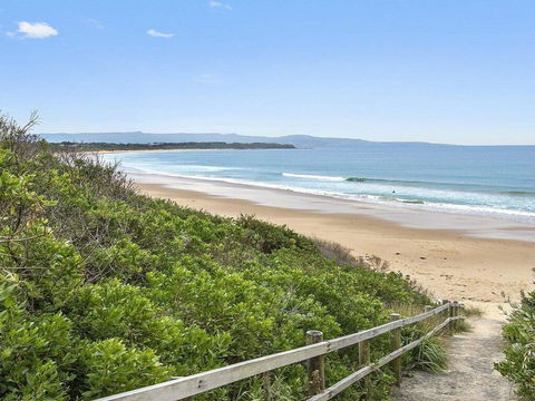 Bowery Beach House - Spacious Family Accommodation - Holiday Find 3