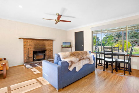 Braeside Cabin One - Pinkwood - Holiday Find 3