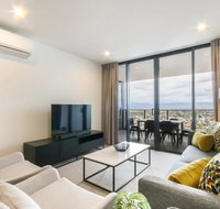Brand New 2 Bedroom Unit With Amazing Hinterland Views - Holiday Find