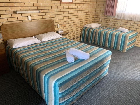 Bridge Street Motor Inn - Holiday Find 3