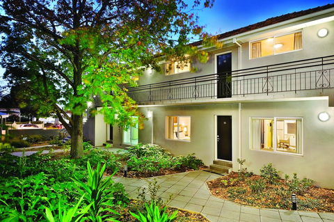 Brighton Serviced Apartments - Holiday Find 3