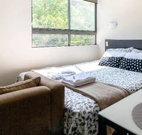 Brisbane City Resort Style Studio Waterfront Apartment - WINTER SPECIAL - Holiday Find