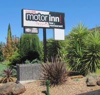 Bristol Hill Motor Inn  Peppa's Licensed Restaurant - Holiday Find