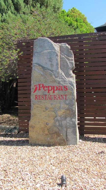 Bristol Hill Motor Inn & Peppa's Licensed Restaurant - Holiday Find 3