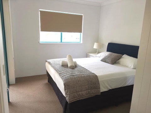 Broadbeach Private Apt With CHA - Holiday Find 1