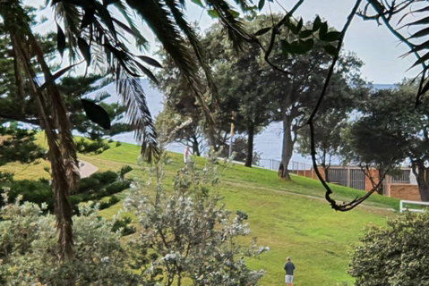 Bronte Beach Apartment - Holiday Find 3