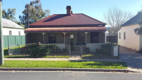 Browncoat Cottage Mudgee - Holiday Find 0