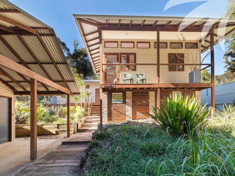 Buccoo - Holiday Find 0