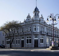Bull and Mouth Hotel - Holiday Find