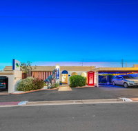 Bundaberg Coral Villa Motor Inn - Holiday Find