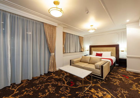Burke And Wills Hotel Toowoomba - Holiday Find 1