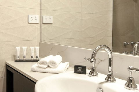 Burke And Wills Hotel Toowoomba - Holiday Find 2