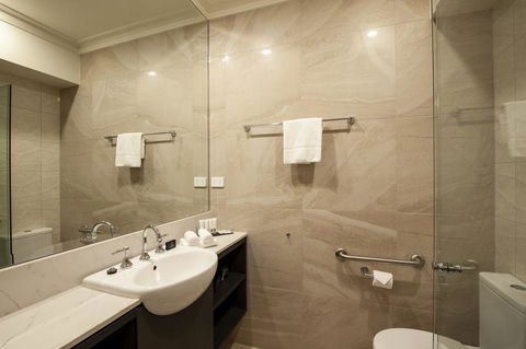 Burke And Wills Hotel Toowoomba - Holiday Find 3