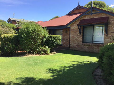 Bussell Retreat - Holiday Find 0