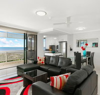 Cairns Luxury Waterfront Apartment - Holiday Find