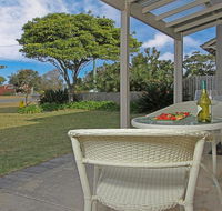 Callala Beach Cottage - charm and character - Holiday Find