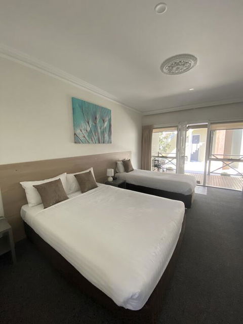 Campaspe Lodge - Holiday Find 2