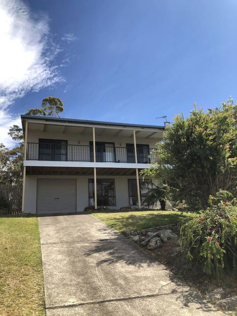 Canberra Cres 42 Burrill Lake - Holiday Find 3
